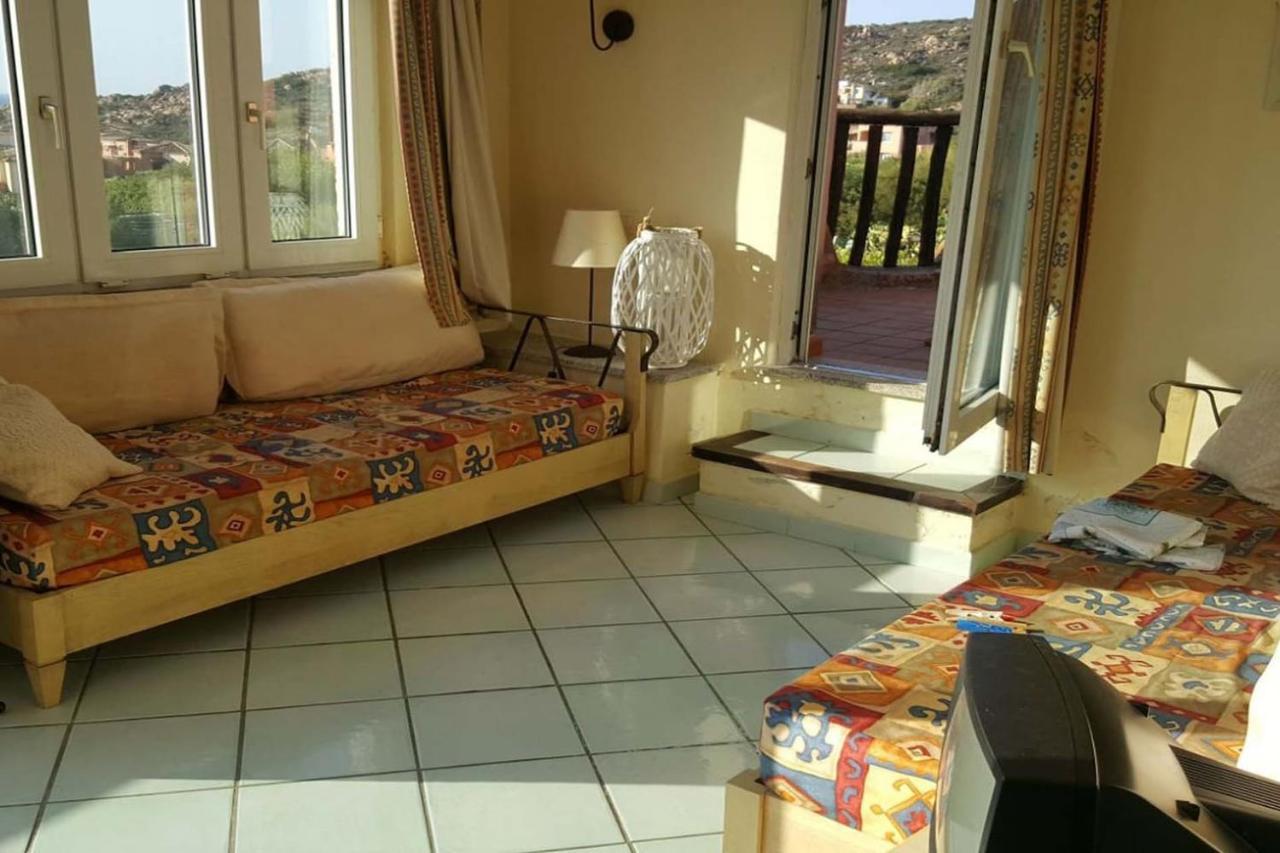 Un Angolo Di Paradiso A Pochi Passi Dal Mare Nel Villaggio Calarossa Ізола-Росса Екстер'єр фото