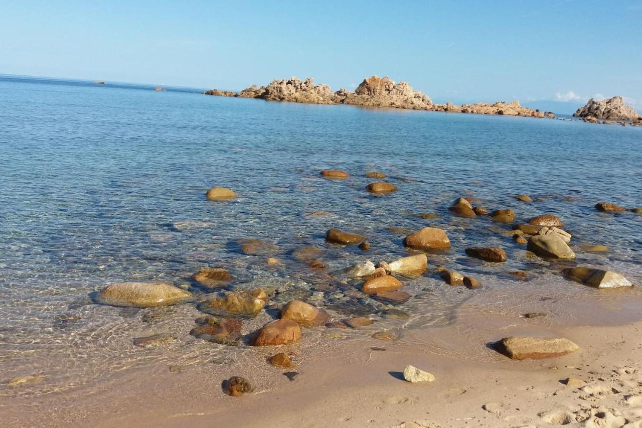 Un Angolo Di Paradiso A Pochi Passi Dal Mare Nel Villaggio Calarossa Ізола-Росса Екстер'єр фото